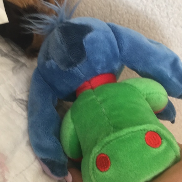 Disney stuffed animal - Picture 3 of 3